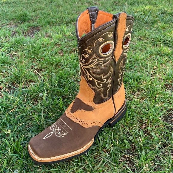 Women’s Rodeo Cowgirl Genuine Leather Boots MMT700 - Picture 5 of 7